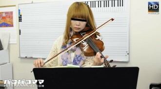 Working local mother ~ Music class instructor ~