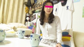 【バレンタインセール】限定特価＆2作品無料プレゼント!! 個撮】五十路スレンダー美人奥様をナンパで捕獲。イケメン大好きなキツキツまんこ妻が細くしなやかな身体でザーメン搾り取る中出し不倫映像　まきさん