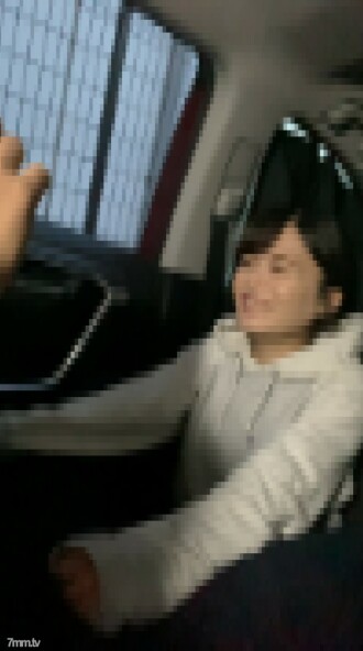 [Penggambaran peribadi] Pancutan besar-besaran dengan blowjob dan ciuman mendalam di dalam kereta seorang pelajar perempuan yang kemas (Miki kali ke-3)