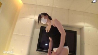 “需要橡胶”是拒绝的承诺。是做坏事的男人，还是原谅的少女？