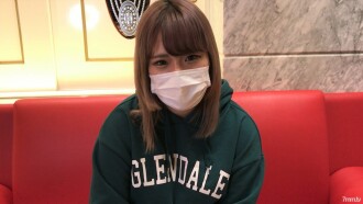 A 23-year-old gal working at a gas station. Her blow job that combines tanned skin and tongue piercing is inevitable erection → mass chest shot.