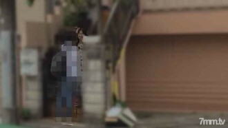 [Einzelperson] Eine schöne Chara-Ehefrau, die einen Kredit für das Geld erhält, das sie mit ihrem sanften Ehemann als Rückenverteidiger spielen möchte. Ein befriedigender Ausdruck, obwohl ein vaginaler Cumshot auf die Rückseite der Vagina erfolgt. ..