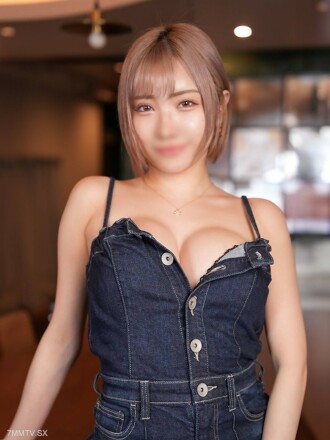 Gal Kawa besar ** dimasukkan, terus ke batang lutut wanita itu