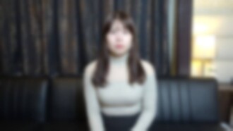 [Personal shooting/amateur] (Face revealed in the main video) 30-year-old Na-chan. She usually works as a manager and releases work stress at night. I'll be happy to cum inside her beautiful shaved pussy.
