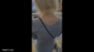 [Kiku/Nouvel An SP Partie 3] L'achèvement de la haute performance Kasei. Comme vous le pensez, je vais vous donner mon travail. C'est ici ! JD à manches courtes dorées retroussées, frottement de poitrine, rapport sexuel manuel, non, non, mort après avoir été tiré. | Marché électronique FC2