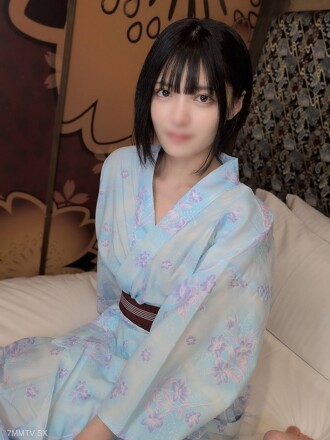 Unterschied Moe! Eine super süße Studentin mit einer „lüsternen“ Natur in einem unschuldigen Leben, 20 Jahre alt ⇒ an der frischen Luft in einer heißen Quelle, mit einem kleinen Loch in ihrem Yukata (Yumi Ni) | FC2 Elektronikmarkt