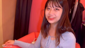 Seorang gadis yang sihat secara semula jadi dengan ketinggian 170! Tempat yang sesuai untuk berlatih dan melatih bola!