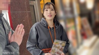 [Suasana hati Kiki di atas kuda] Seorang gadis bar tua yang lemah di masa krisis, gelombang pasang yang sangat kuat di dalam dirinya