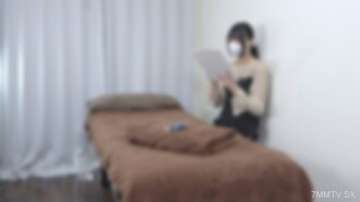 ♡7/19日止半價！【無/生中出】身材高挑纖瘦，五官分明的美女OL小姐，下班後為了放鬆心情順道來光顧。請在本店消除一天的疲憊。 | FC2電子市場